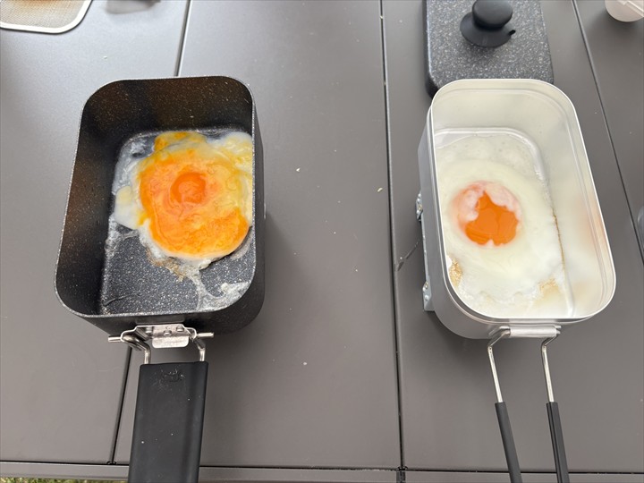 d+おうちキャンプ炊飯セット メスティン 目玉焼き